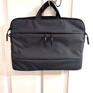 NWT Incase City Brief 16 Inch Charcoal Laptop Bag